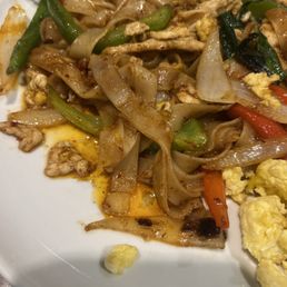 Greasy noodles should be the name of this dish.