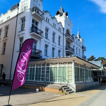 Hotel Zinnowitz Palace - Das Hotel von vorne ( Strandseite). - Hotels Near Me - Zinnowitz, MV