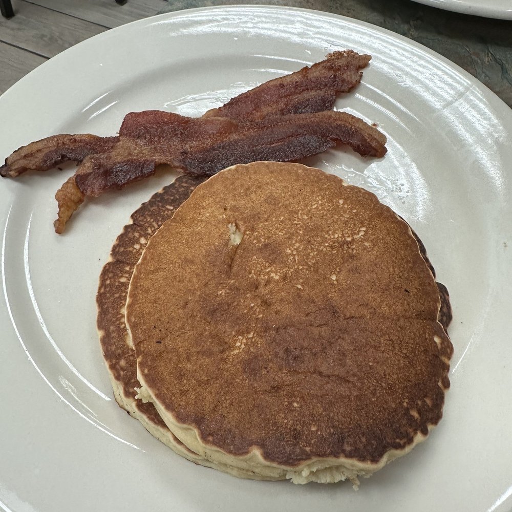 Ricardo's Resturaunt-International - Bacon and pancakes - Breakfast & Brunch Near Me - Brownsville, Texas