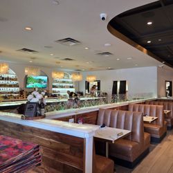 Charm Kitchen & Bar