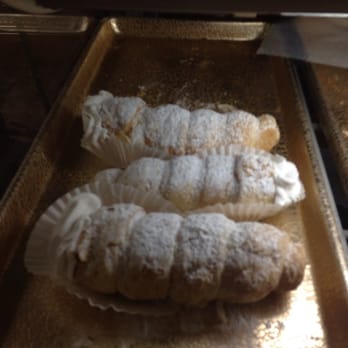 Landing Bakery - three pastries on a tray - Bakeries Near Me - Glen Cove, New York Landing Bakery - three pastries on a tray - Bakeries Near Me - Glen Cove, New York