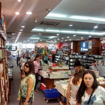 El Ateneo - Las ultimas publicaciones están exhibidas en las mesas de la entrada - Bookstores Near Me - Rosario, S El Ateneo - Las ultimas publicaciones están exhibidas en las mesas de la entrada - Bookstores Near Me - Rosario, S