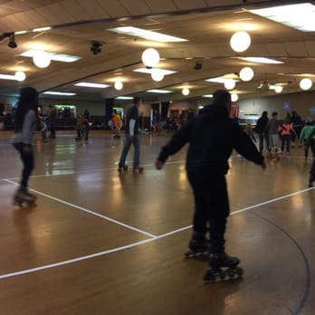Skateland - Old School Wooden Floor - Skating Rinks Near Me - Olympia, Washington