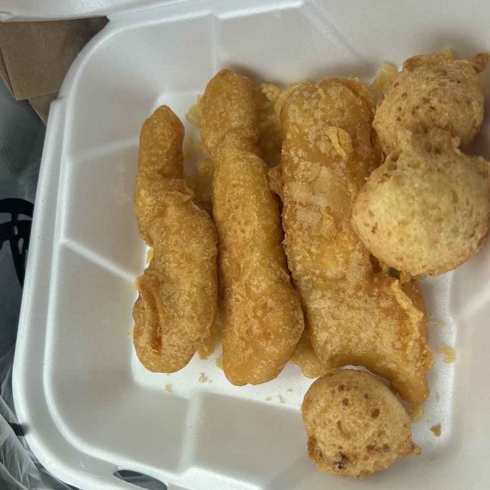 Long John Silver's - Chicken with hush puppies - Seafood Near Me - Yucaipa, California