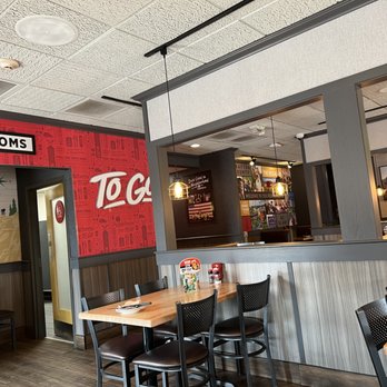 Applebee's Grill + Bar - More dining room, etc. - Sports Bars Near Me - Littleton, New Hampshire Applebee's Grill + Bar - More dining room, etc. - Sports Bars Near Me - Littleton, New Hampshire