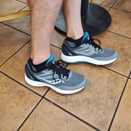 Saucony work out..running stairs and jumping rope. Saucony work out..running stairs and jumping rope.