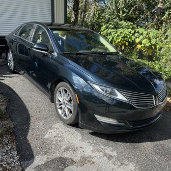 Central FL Auto Detailing - After- Passenger Front- Lincoln MKZ Hybrid - Auto Detailing Near Me
