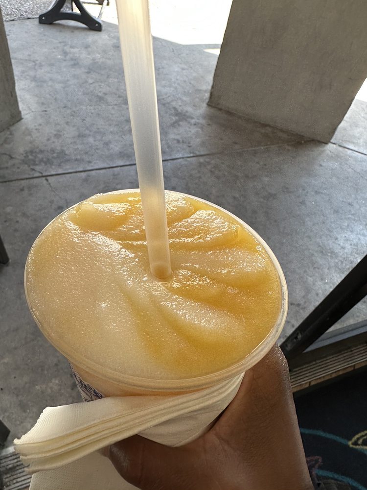 Social spots from Wet Willies's