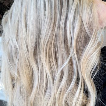 Glamblonde by Amelia - Hair Salons Near Me - Plymouth, Minnesota Glamblonde by Amelia - Hair Salons Near Me - Plymouth, Minnesota