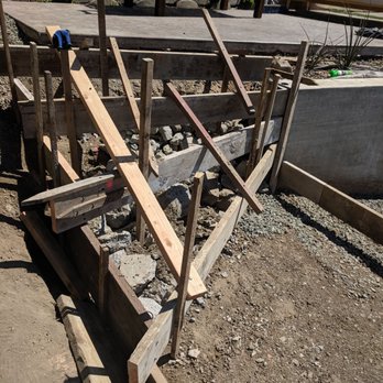 Veterans Concrete - Winding stairs - Masonry/Concrete Near Me
