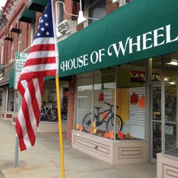 House of Wheels - Front and rear entrances for make it easy for drop offs and pickups