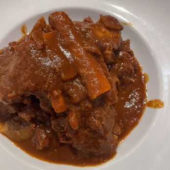 Osteria Padi - Oxtail in red wine sauce - Italian Near Me - Rome, RM Osteria Padi - Oxtail in red wine sauce - Italian Near Me - Rome, RM