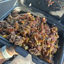 Pop's Smoke Shed - Brisket "Nachos" (brisket, Mac and cheese, fries)