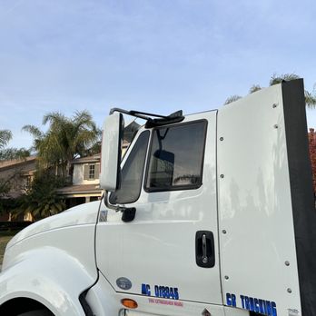 JC Window Tint - 35% fronts on this big rig. - Car Window Tinting Near Me JC Window Tint - 35% fronts on this big rig. - Car Window Tinting Near Me