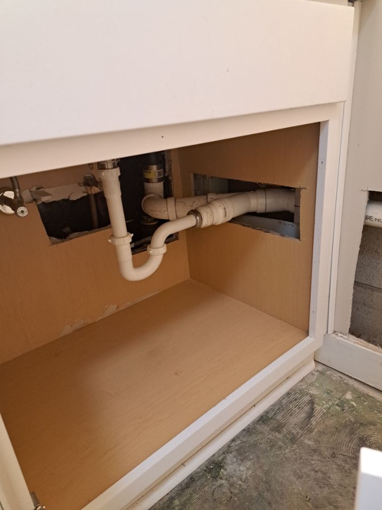 Slide of Melberg Handyman and Drain Cleaning