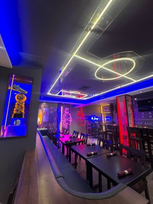 The U bar and grill by null