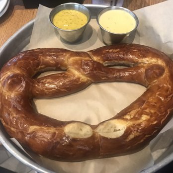 Biggio's - Sports Bars Near Me - Houston, Texas