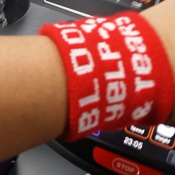 YouFit Gyms - Sporting my yelp swag. - Gyms Near Me - Davie, Florida