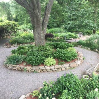 Stonecroft Inn - Back patio - Hotels Near Me - Ledyard, Connecticut