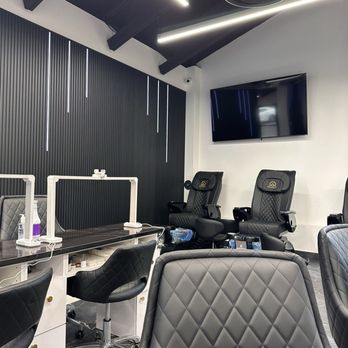 AQ Nail Spa Hampton - Nail Salons Near Me - Saint Louis, Missouri AQ Nail Spa Hampton - Nail Salons Near Me - Saint Louis, Missouri