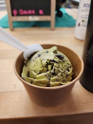 Good Behaviour Ice Cream and Sub Sandwiches by null