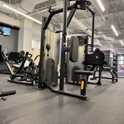 Anytime Fitness - Equipment