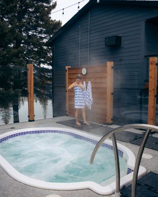 Lamphouse By Basecamp by null