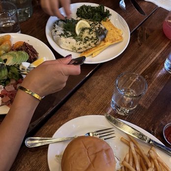 Fireside - New American Near Me - Portland, Oregon