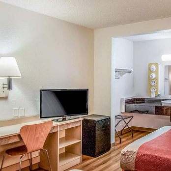 Motel 6 Eureka - M DoubleFull - Hotels Near Me - Eureka, California