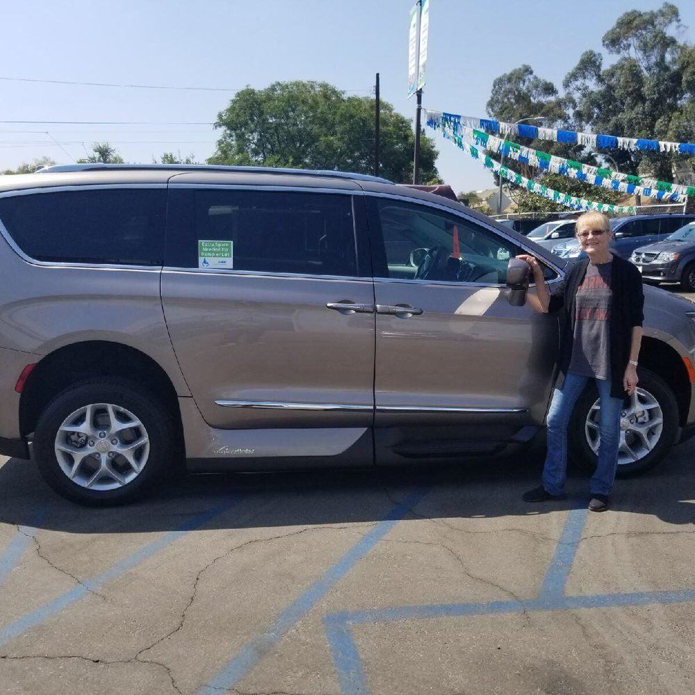 MobilityWorks - Enjoying our new van - Car Dealers Near Me - Pasadena, California MobilityWorks - Enjoying our new van - Car Dealers Near Me - Pasadena, California
