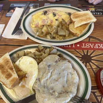Wagon Wheel - Chicken fried steak and a ham and cheese and mushroom omelet. YUM! - Breakfast & Brunch Near Me - Cave Creek, Arizona Wagon Wheel - Chicken fried steak and a ham and cheese and mushroom omelet. YUM! - Breakfast & Brunch Near Me - Cave Creek, Arizona