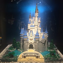 Antiques Estate Buyers - The magic kingdom of antiques, we buy from 1 piece to entire contents of homes. Tag & Estate Sale Services.