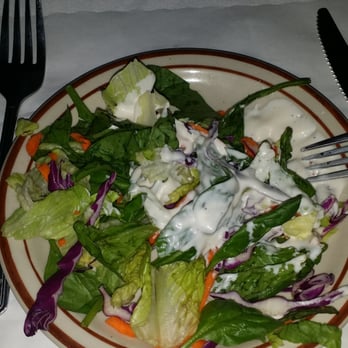 Hitching Post - Dinner salad.  Nothing fancy, but oooooohhh my, home made buttermilk ranch.  The way it should be - Barbeque Near Me - Casmalia, California