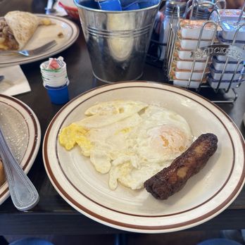 Annie's Cafe - Egg with sausage - American Near Me - Riverside, California