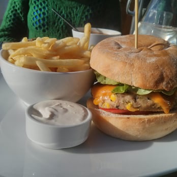 Herbstreet - The veggie burger - Cafes Near Me - Dublin, D