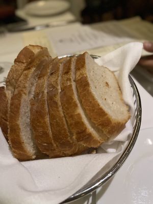 Sandro's by null