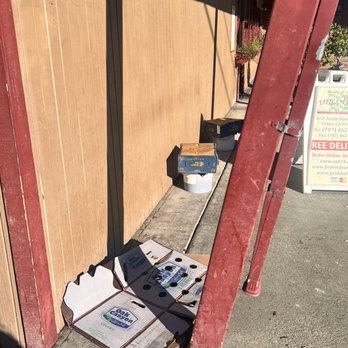 Anna's Bistro - Filthy place - Chinese Near Me - Ukiah, California