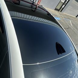Roof wrap with gloss black.