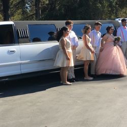 Stockton Limousine Service - Tracy Quinceanera Limos