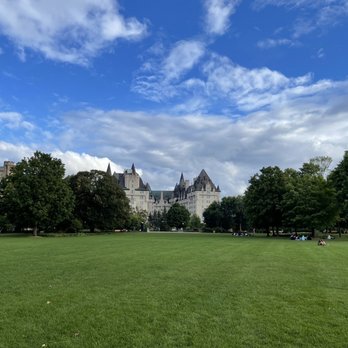 Major's Hill Park - Parks Near Me - Ottawa, Ontario Major's Hill Park - Parks Near Me - Ottawa, Ontario