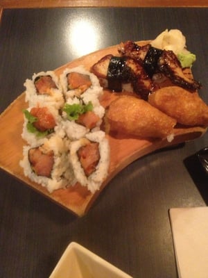 Hi Dozo Sushi by null