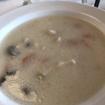 Cafe Istanbul - Chicken vegetable soup - Turkish Near Me - Dublin, Ohio