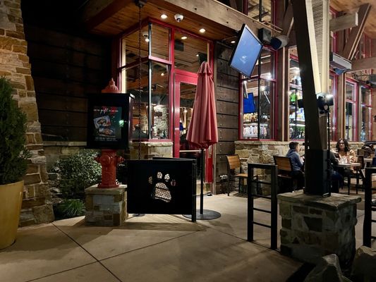 Lazy Dog Restaurant & Bar by null