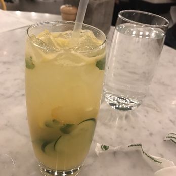 True Food Kitchen - Citrus Skinny Margarita - Vegetarian Near Me - Pasadena, California True Food Kitchen - Citrus Skinny Margarita - Vegetarian Near Me - Pasadena, California