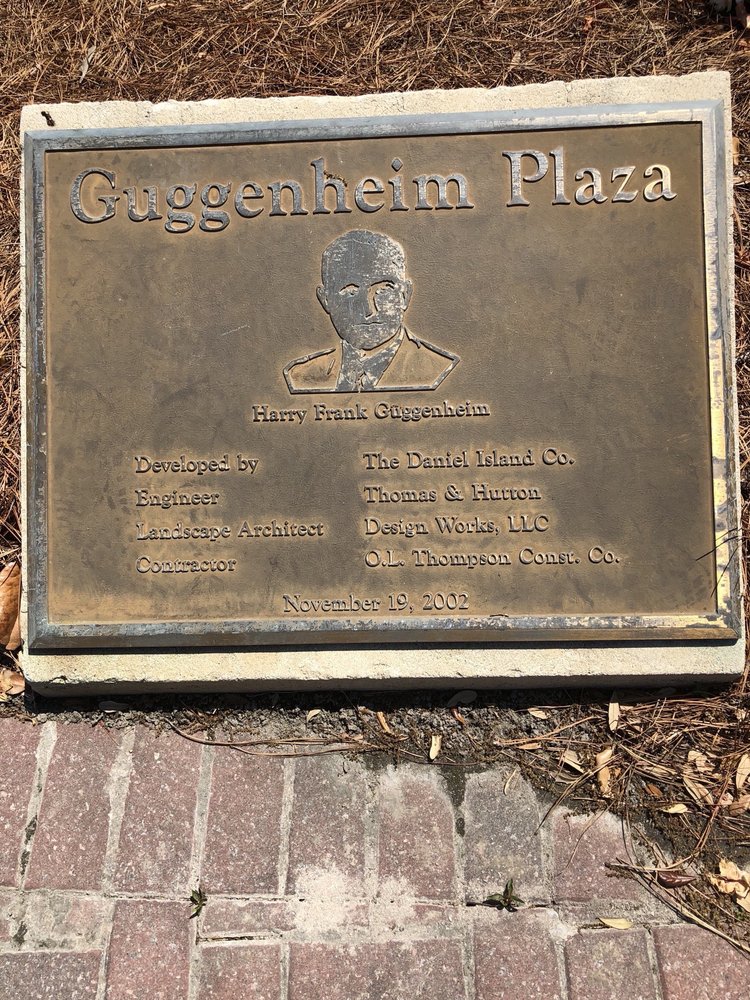 Guggenheim Park Logo