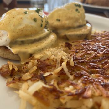 Bea Bea’s - Eggs Benedict - Coffee & Tea Near Me - Glendale, California Bea Bea’s - Eggs Benedict - Coffee & Tea Near Me - Glendale, California