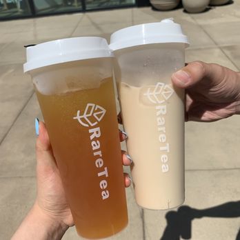 RareTea - Passion Fruit Green Tea (left) Roasted Oolong Milk Tea (right) - Bubble Tea Near Me - Sacramento, California