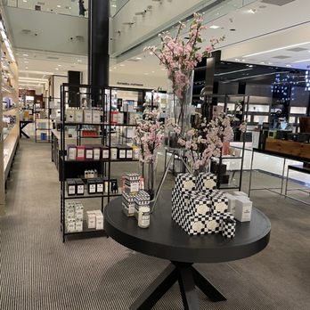 Bloomingdale's - Inside - Department Stores Near Me - San Francisco, California Bloomingdale's - Inside - Department Stores Near Me - San Francisco, California