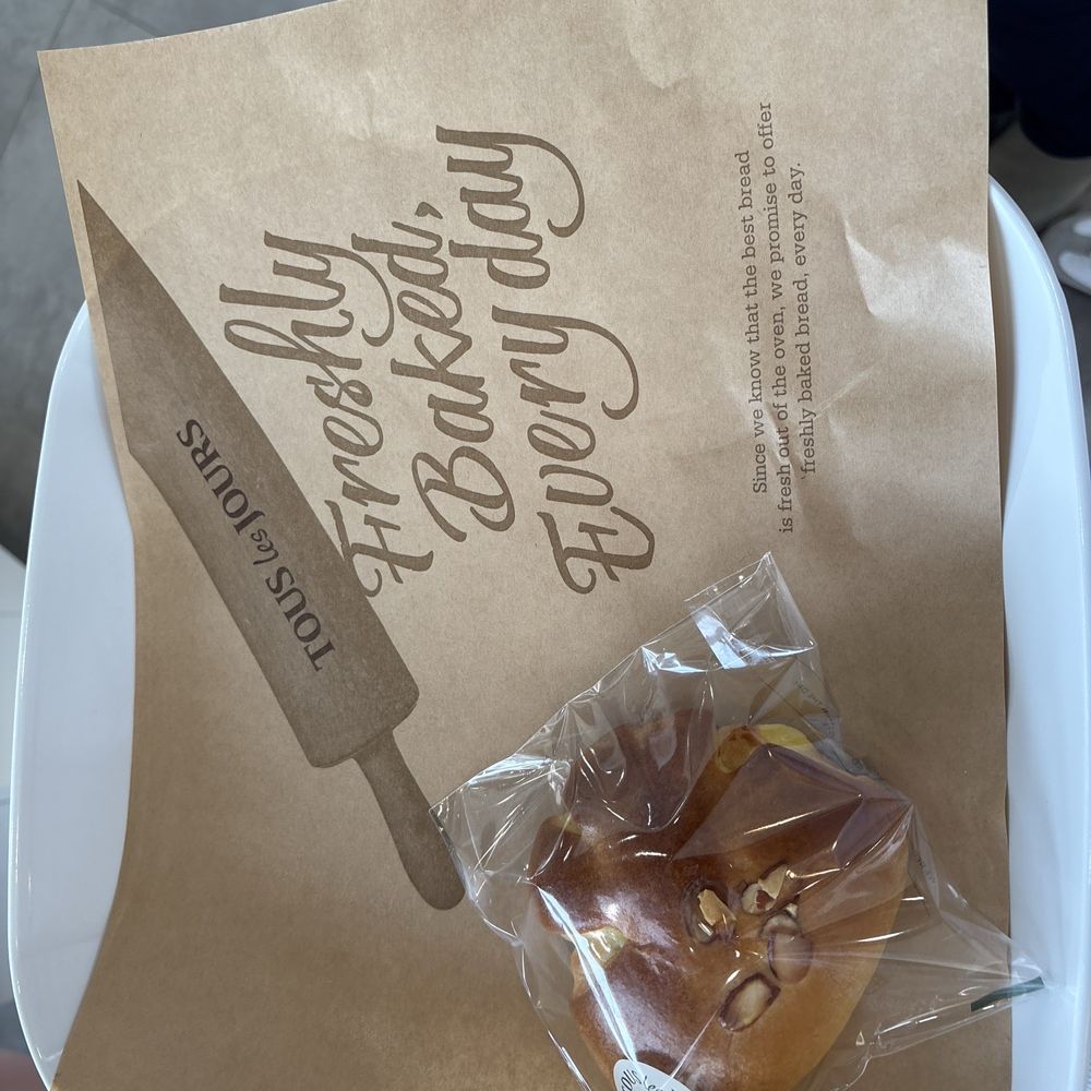 Tous Les Jours - Custard Bun - Coffee & Tea Near Me - Wesley Chapel, Florida Tous Les Jours - Custard Bun - Coffee & Tea Near Me - Wesley Chapel, Florida
