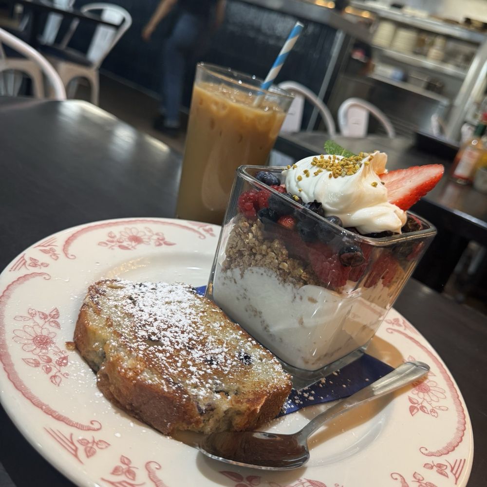 Yogurt Parfait Yogurt Parfait